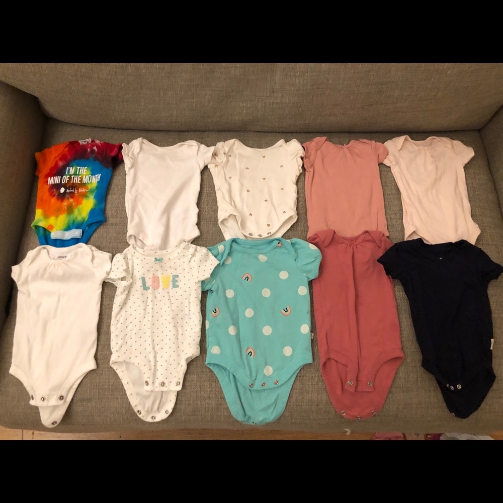 Bundle of Ten (10) Onesies in Size 0-3